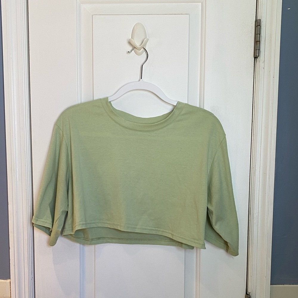 Shein Cropped Tee